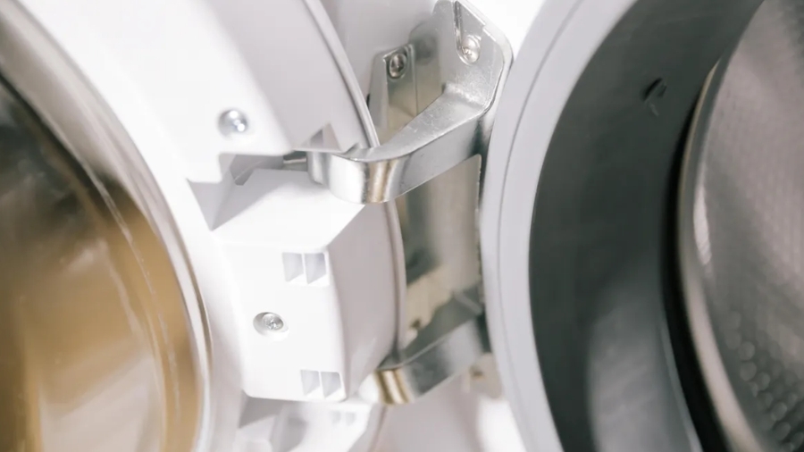 Do ẩm ướt và không vệ sinh định kì