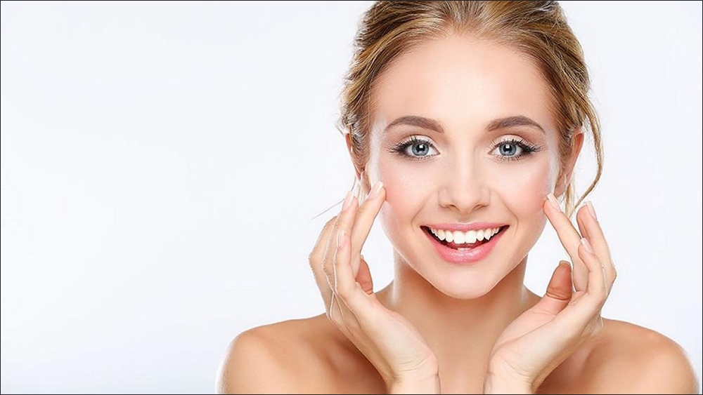 Tỏi đen ngâm mật ong giúp làm đẹp da, tóc, móng tay