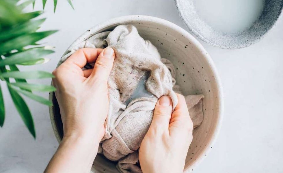 ngâm nước xả vải