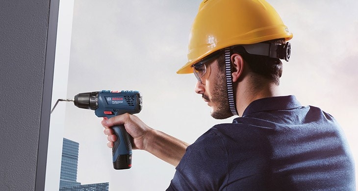Cách thay pin máy khoan cầm tay và những thông tin hữu ích có thể bạn chưa biết 1