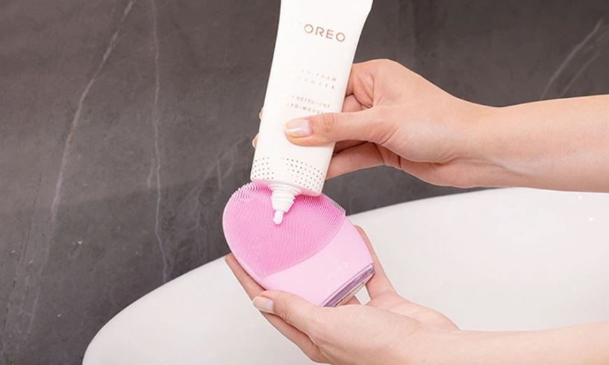 cách làm sạch máy rửa mặt bị mốc 5