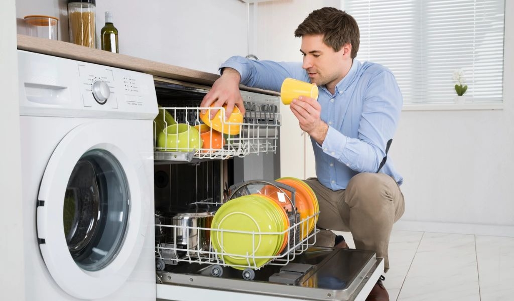 Nên mua máy rửa bát bao nhiêu bộ? Đặc điểm của từng loại máy rửa bát theo bộ 4
