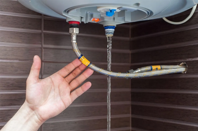 cách xả hết nước trong bình nóng lạnh Ariston 2