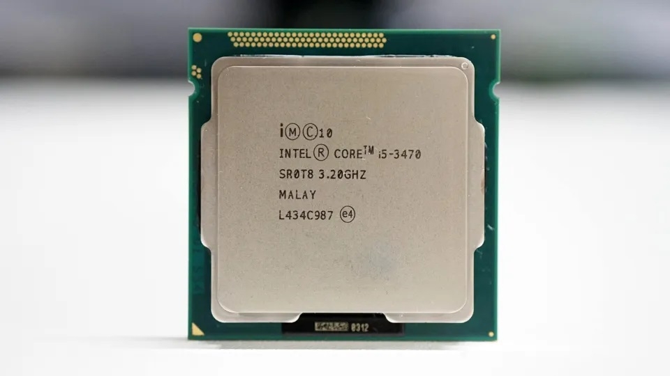 Main B75 hỗ trợ CPU Intel Core i5 thế hệ thứ 2 và 3