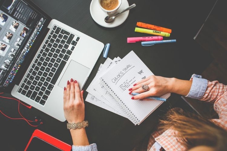 Viết lách là gì?