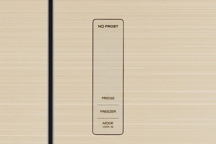 Bảng điều khiển của tủ lạnh Sharp SJ-FX420VG-CH