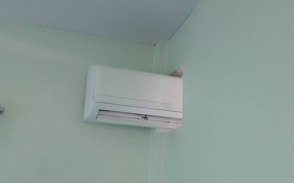 Lắp 1 máy lạnh chia 2 phòng có nhiều hạn chế cần lưu ý