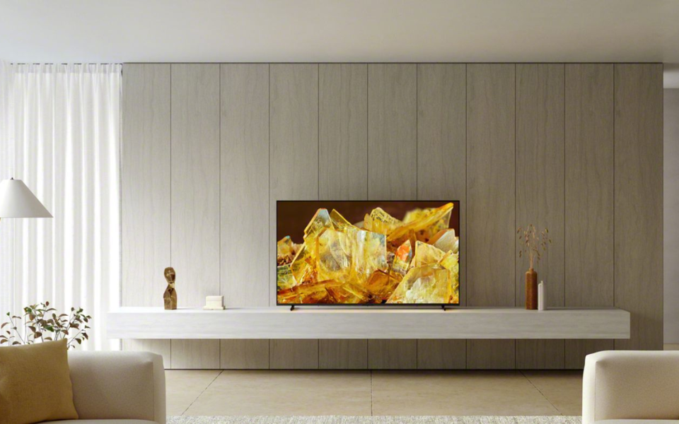 Tivi Sony XR X90L