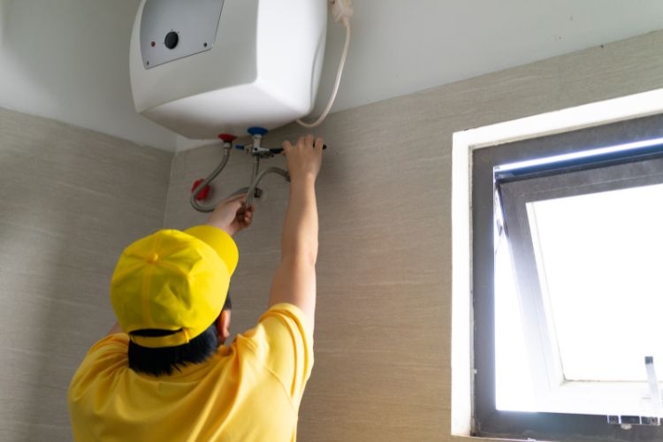 Lắp đặt và kiểm tra sau khi lắp bình nóng lạnh gián tiếp