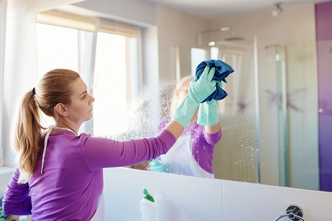 Cách lau gương sạch nhanh và hiệu quả bằng những phương pháp cực kỳ đơn giản 3