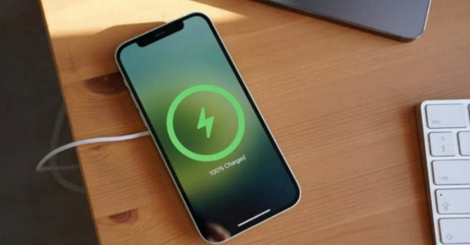 Tuổi thọ pin có bị ảnh hưởng bởi thời gian khóa màn hình