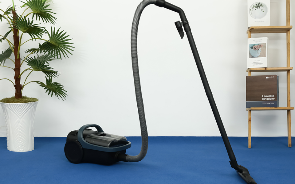 Máy hút bụi Panasonic dùng công nghệ Mega Cyclone hút mạnh mẽ