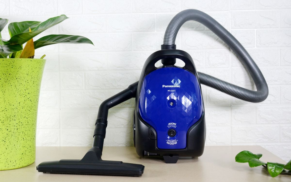Máy hút bụi Panasonic MC - G371AN46