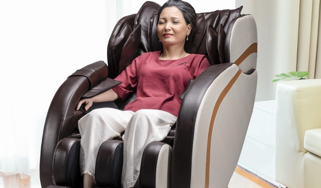 Các cách massage lưng để giảm mệt mỏi và những lưu ý khi thực hiện để đảm bảo an toàn 4