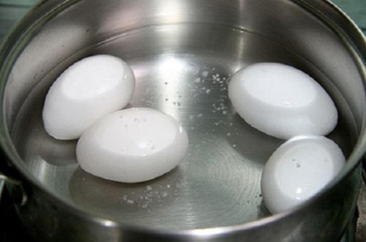 trứng lòng đào luộc mấy phút - hình 4