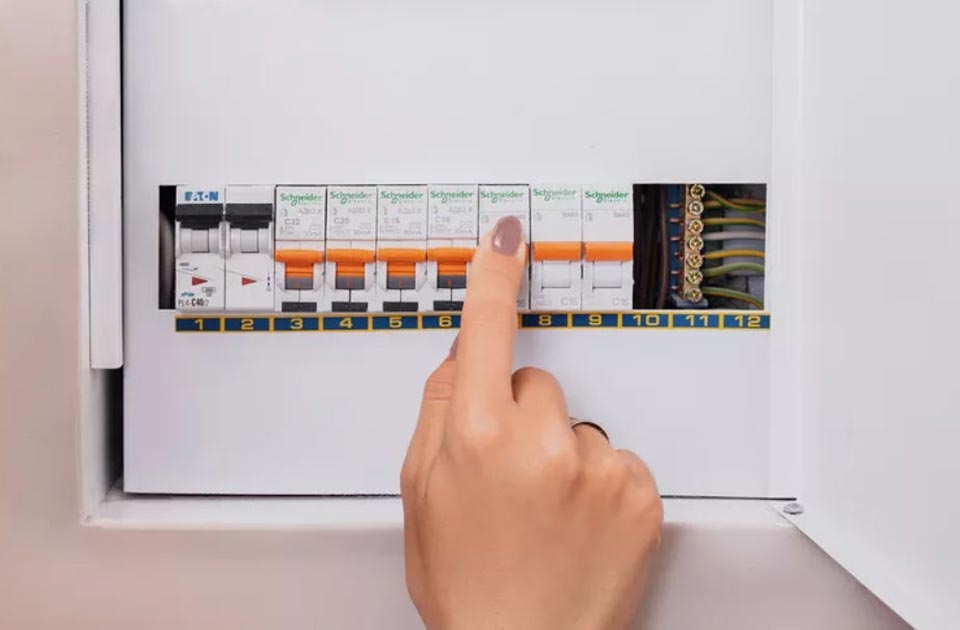 Cầu dao chống giật - Ảnh 08