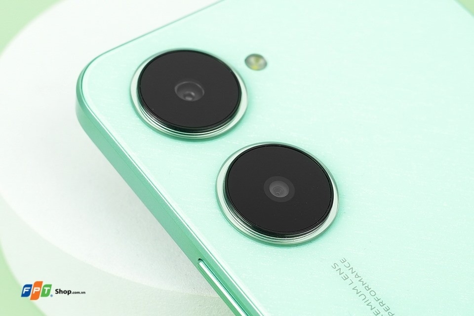 so sánh vivo Y03 và Redmi A3 (hình 7)