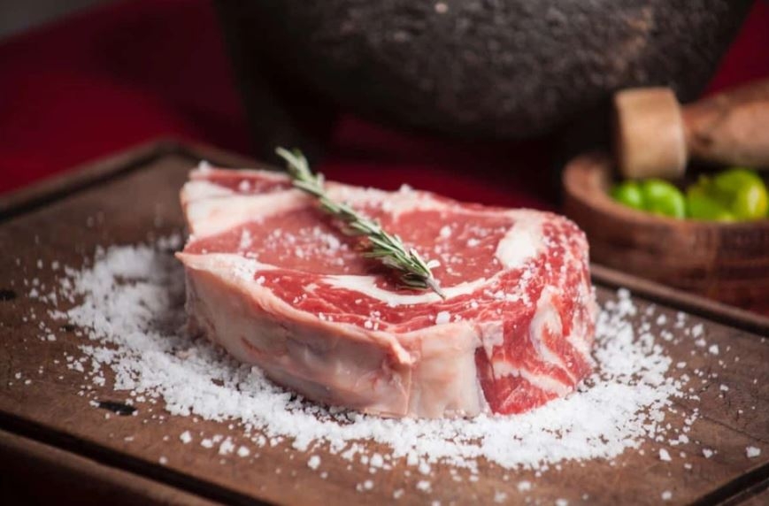 cách rã đông thịt bò nhanh 3