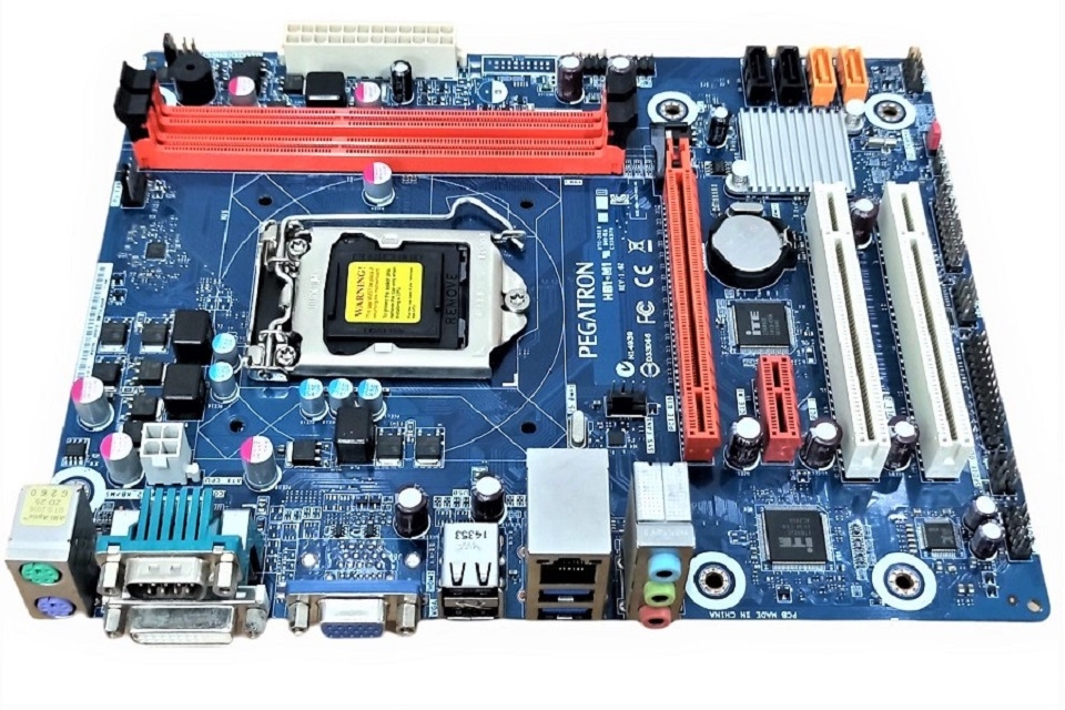 Main H81 hỗ trợ VGA on board (card đồ họa tích hợp)