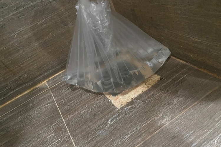 Cách khử mùi hôi cống trong nhà vệ sinh triệt để, nhanh chóng chỉ trong vài bước - Hình 5