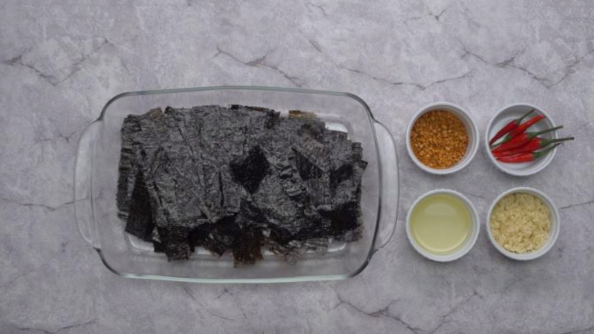 cách làm rong biển cháy tỏi - hình 1