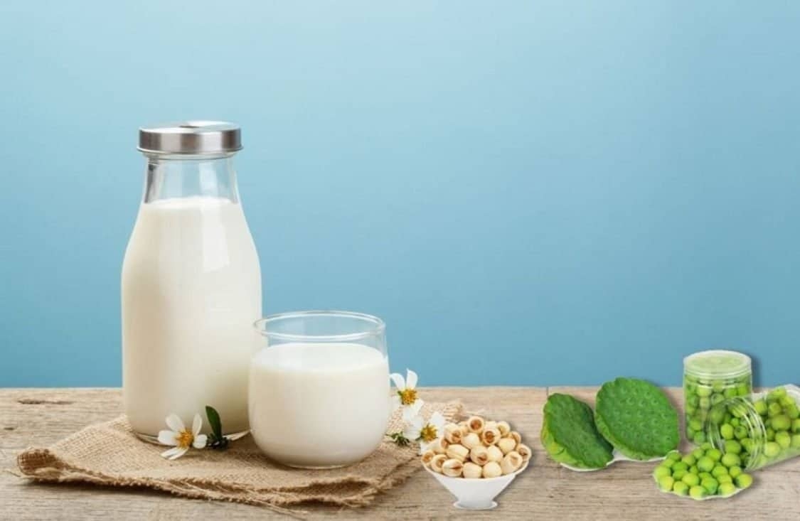 Cách nấu sữa hạt sen bằng máy - Ảnh 1