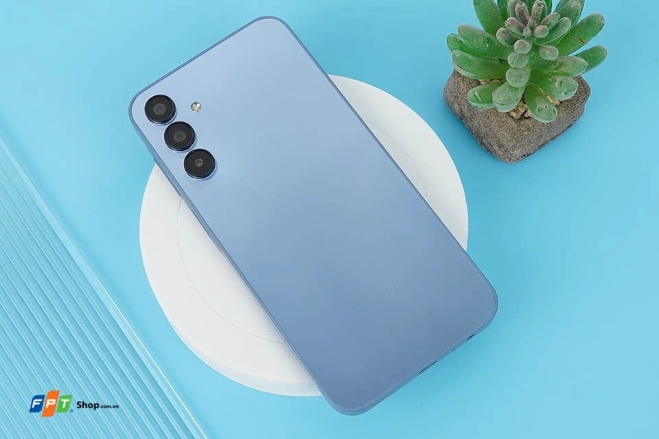 Nên mua Samsung dòng A hay S (ảnh 14)