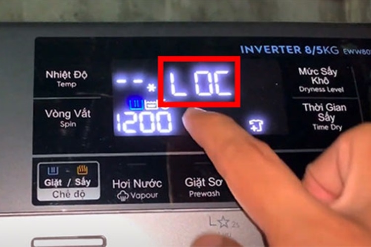 Nguyên nhân và cách khắc phục máy giặt Electrolux báo lỗi LOC tại nhà hiệu quả - Hình 1