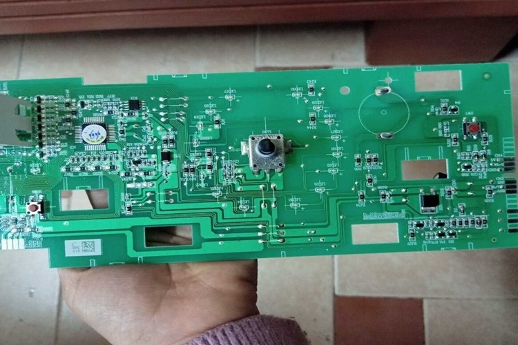 Có thể xử lý lỗi F7 máy giặt AQUA tại nhà? Nguyên nhân và cách khắc phục lỗi - Hình 5