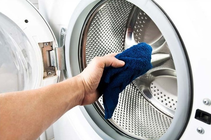Cách sử dụng bột tẩy máy giặt cửa ngang cụ thể, chi tiết cho những ai chưa biết 5