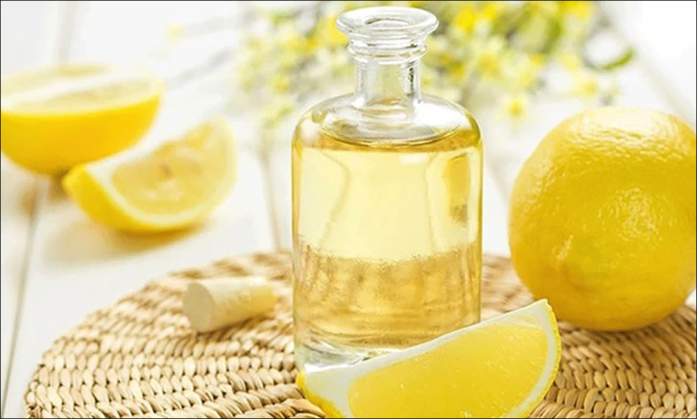 cách tẩy áo trắng bị dính màu bằng chanh và giấm