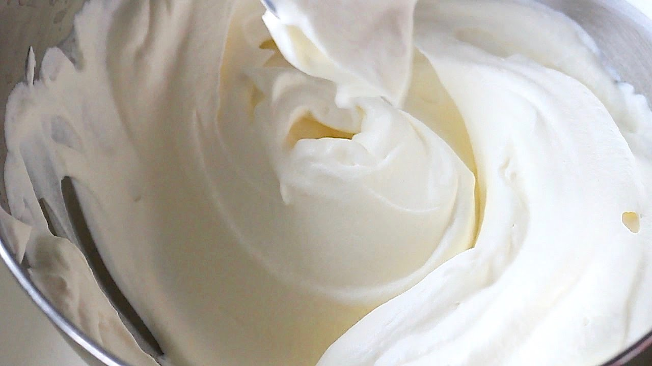 Cách làm kem bánh sinh nhật không cần whipping cream (Ảnh 2)