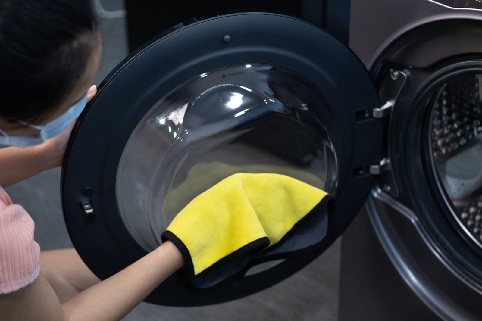 cách vệ sinh máy giặt aqua 6