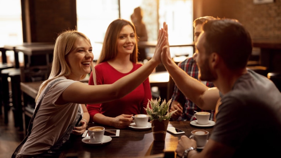 Tập trung vào những điều tích cực khác để quên đi crush