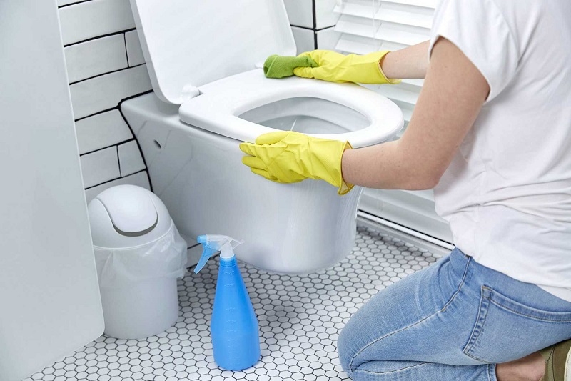 vệ sinh máy giặt bằng nước tẩy bồn cầu 5