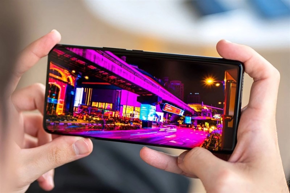 Trên tay Xiaomi 14 Ultra (hình 7)
