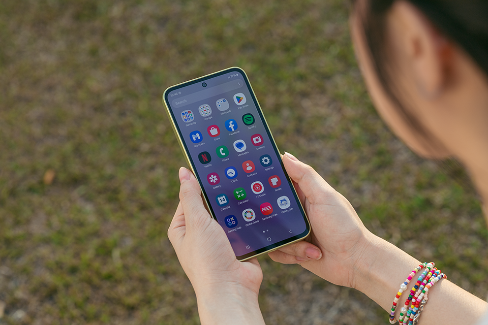 8 vũ khí giúp Samsung Galaxy A35 5G đốn tim GenZ 18