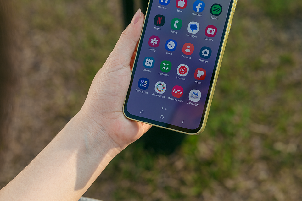 8 vũ khí giúp Samsung Galaxy A35 5G đốn tim GenZ 22