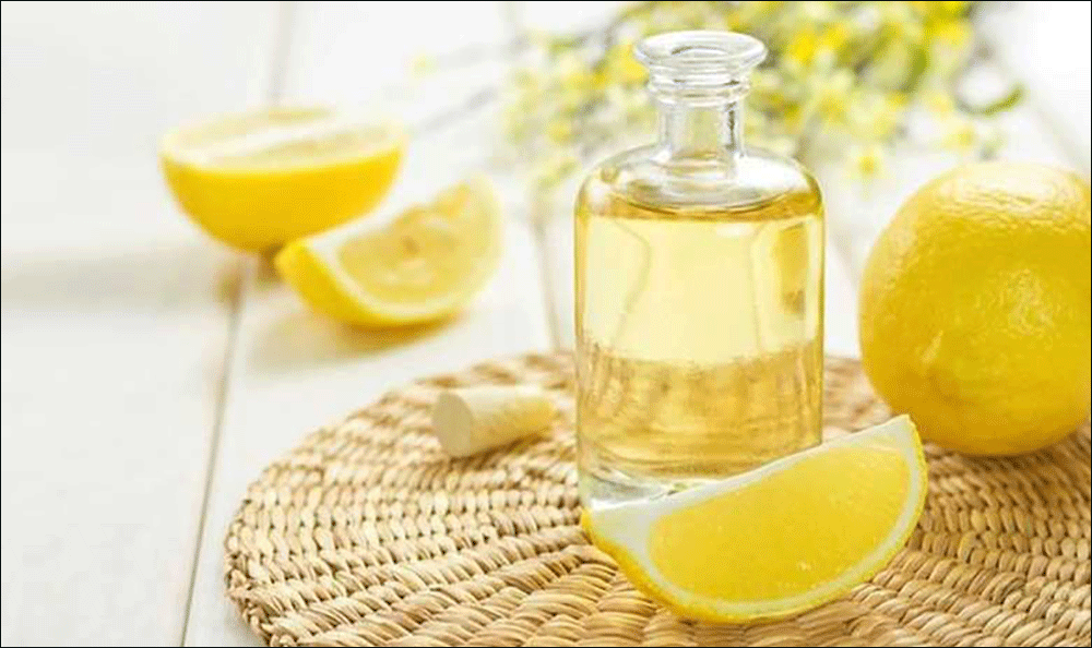 Tẩy vết ố vàng trên quần áo bằng giấm và chanh