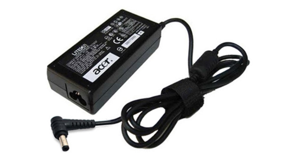 Nên phụ kiện laptop chính hãng ở đâu tốt nhất?