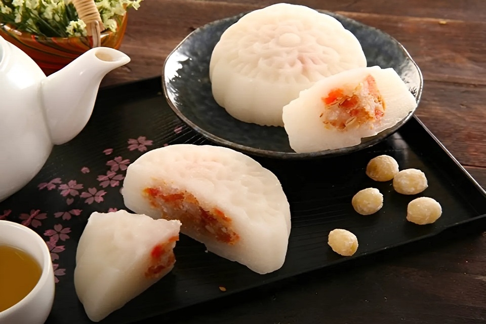 100g bánh trung thu thập cẩm bao nhiêu calo 2