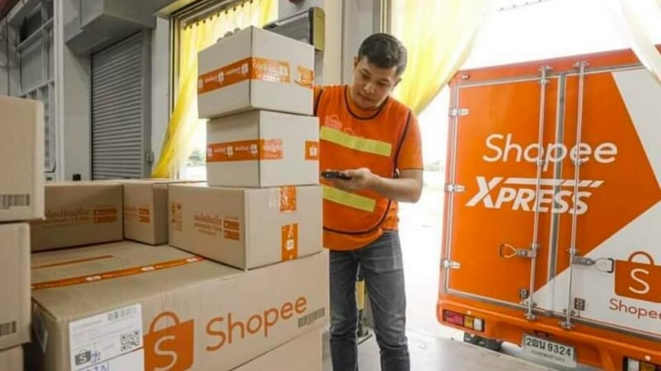 Qua kho 20 HNI Đống Đa LMHUB lấy hàng trực tiếp được không