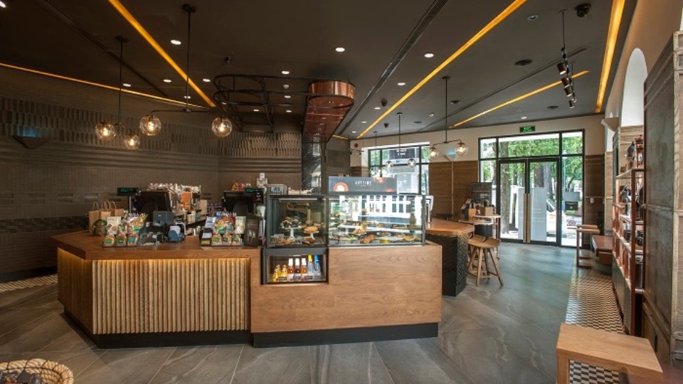 Starbucks Urban Hill – đường Nguyễn Văn Linh