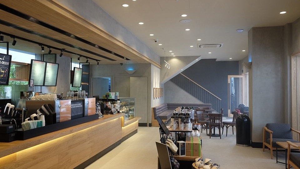 Starbucks chung cư Panorama