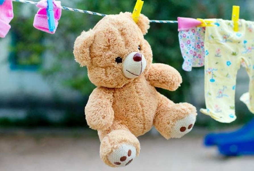 hút chân không gấu bông 2