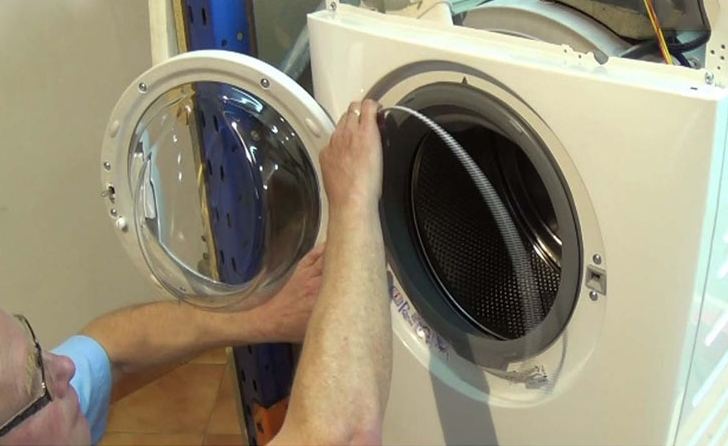 thay gioăng cao su máy giặt Electrolux 4