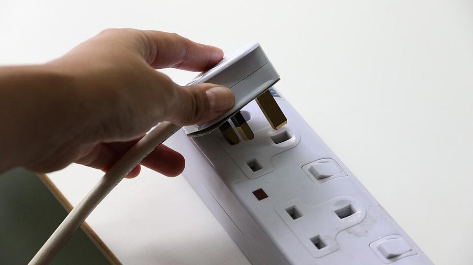 Phích cắm 3 chân - Ảnh 01