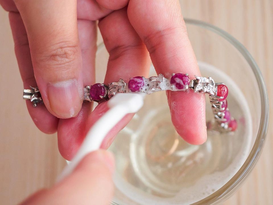Làm sáng bạc 925 tại nhà