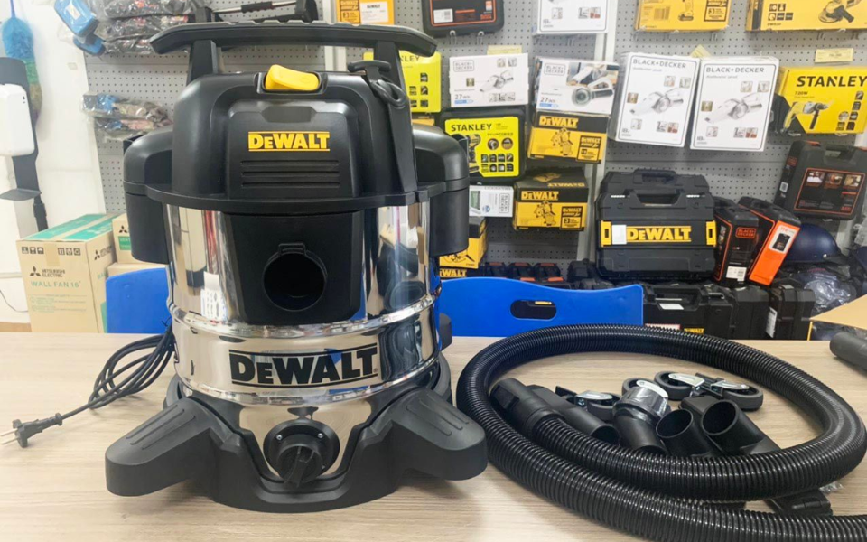 Máy hút bụi công nghiệp 3000W có nhiều ưu điểm tiện lợi