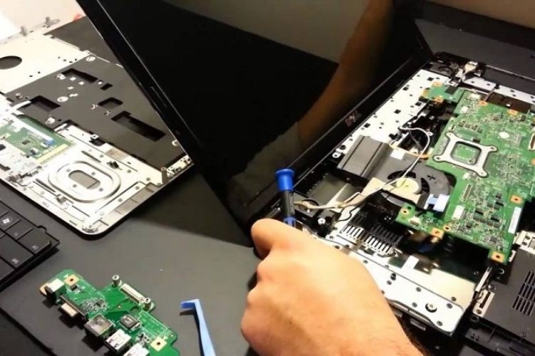 thay main laptop dell giá bao nhiêu (hình 2)